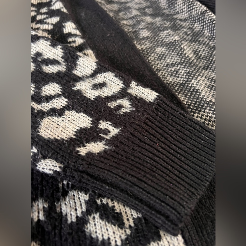 Universal Thread Sweater Cardigan - Picture 2 of 3